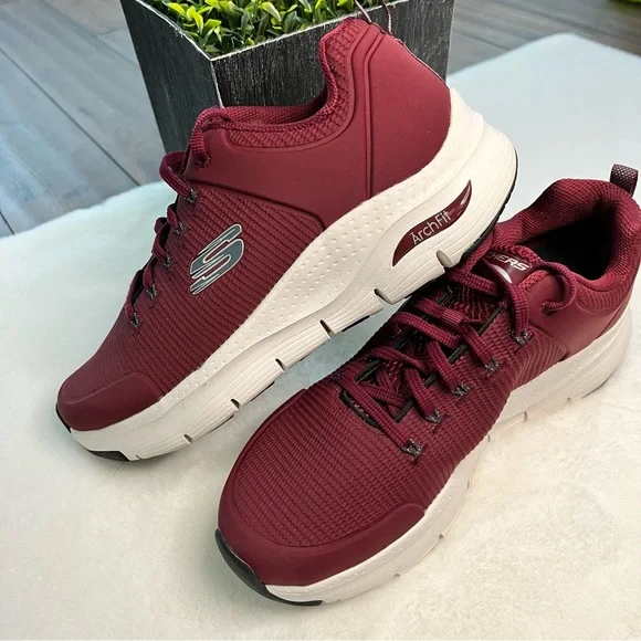 Skechers Men's Arch Fit Titan Sneakers Burgundy Size 8.5 - Picture 9 of 16